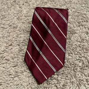 Covington silk striped red tie